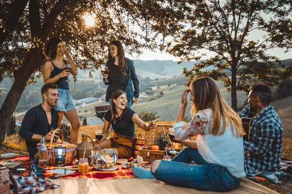 El Gusto-Empanadas im Picknick-Korb